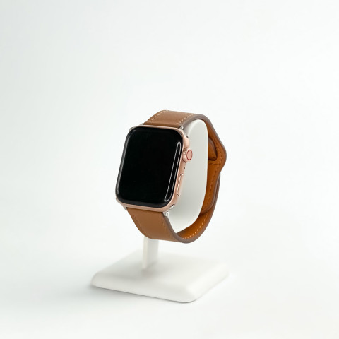 Кожаный ремешок Leather Rivet Clasp для Apple Watch 38/40/41mm Light brown Кожаный ремешок Leather Rivet Clasp для Apple Watch 38/40/41mm Light brown
